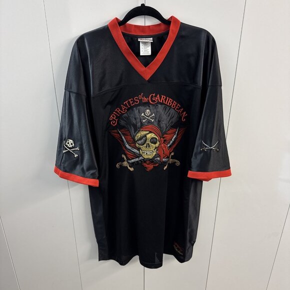 Vintage Disney Pirates of the Caribbean Football Jersey Embroidered XL (N4) 67 - Picture 1 of 9
